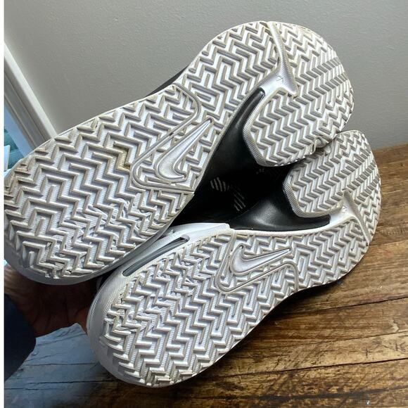 Nike Lebron Witness 6 TB men\'s size 13 main image 4